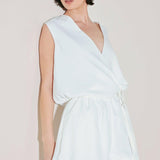 SUMMER ICON MODE WOVEN TOP