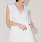 SUMMER ICON MODE WOVEN TOP