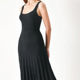 MONO FORM SWEATER KNIT MIDI DRESS