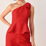 MAKE AN ENTRANCE ONE SHOULDER PEPLUM TOP