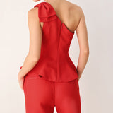 MAKE AN ENTRANCE ONE SHOULDER PEPLUM TOP