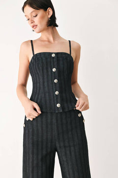 Flying Tomato Graphite City Woven Top in black