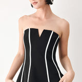 BLACK AND WHITE REIGN WOVEN TUBE TOP