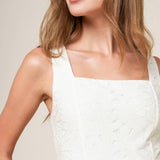 DAFFODILS & DAYDREAMS WOVEN LACE MIDI DRESS