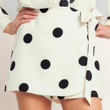 PLAYFUL CONFIDENCE WOVEN SKORT