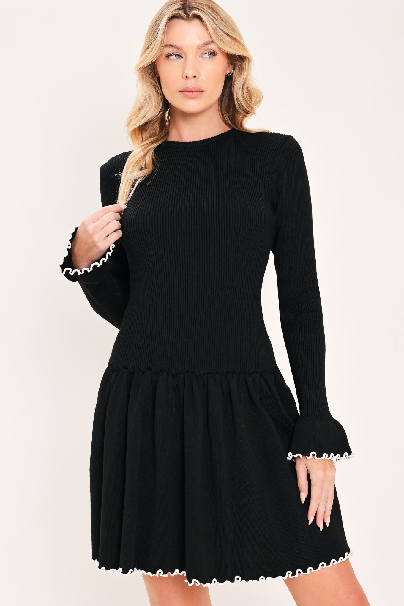 Flying Tomato Noir Trim Sweetheart Sweater Mini Dress in black/white