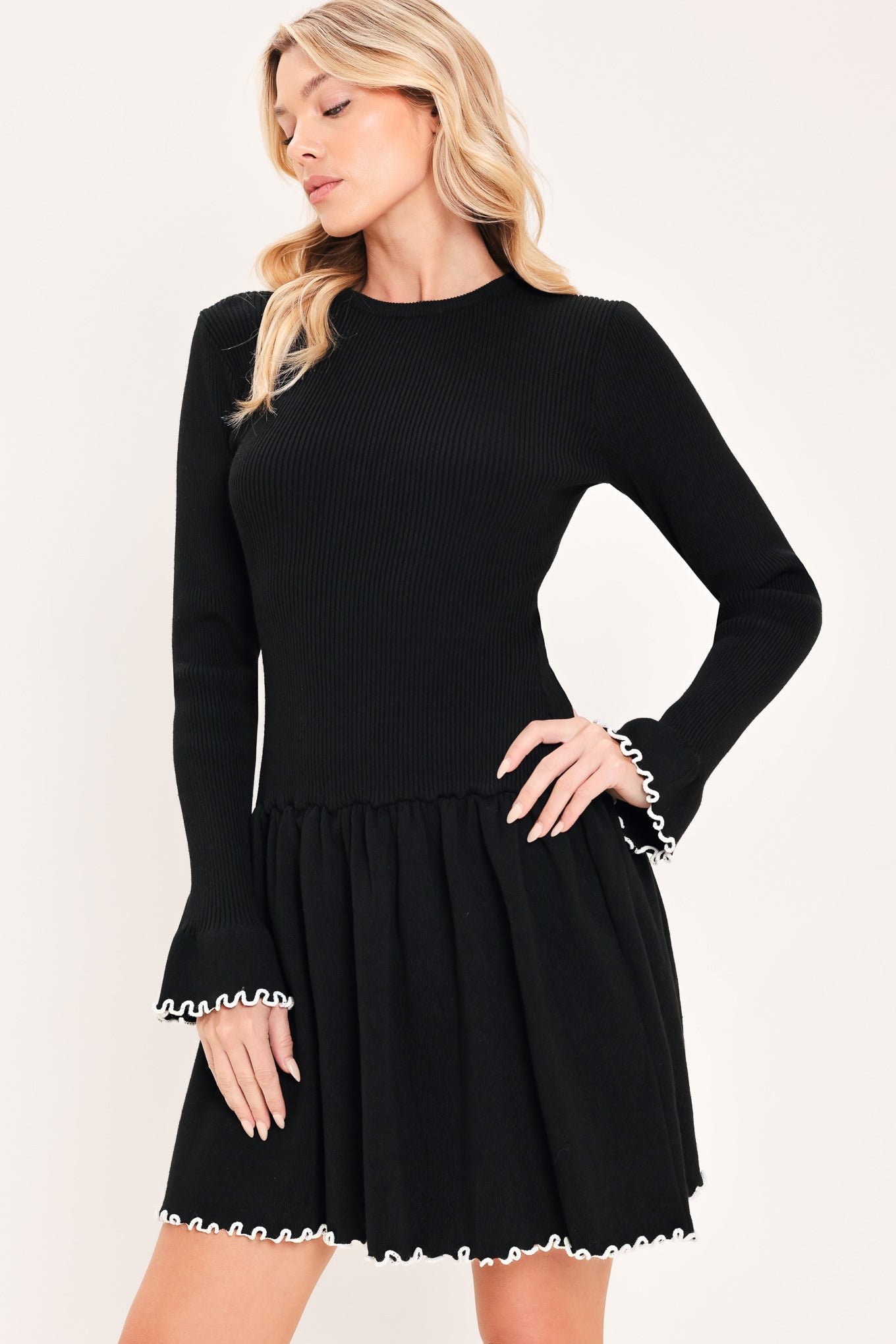 Flying Tomato Noir Trim Sweetheart Sweater Mini Dress in black/white
