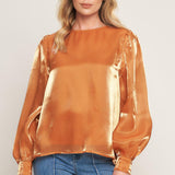OUTING LIGHT WOVEN TOP