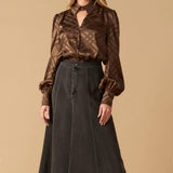 THE ART OF BALANCE WOVEN SATIN TOP