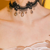 SEXY LACE PEARL CHOKER NECKLACE