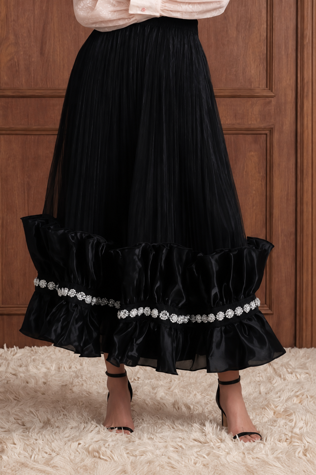 Étoile de Soir Embellished Tulle Maxi Skirt in Black — detail front view