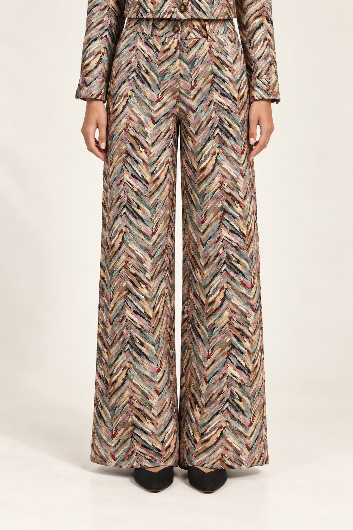 Héloïse Jacquard Wide-Leg Pants in Multico Chevron, front view showing the waistband and flared leg