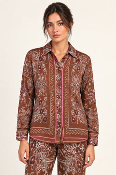 Séverine Passila Chocolate shirt, front model view on an ivory studio backdrop
